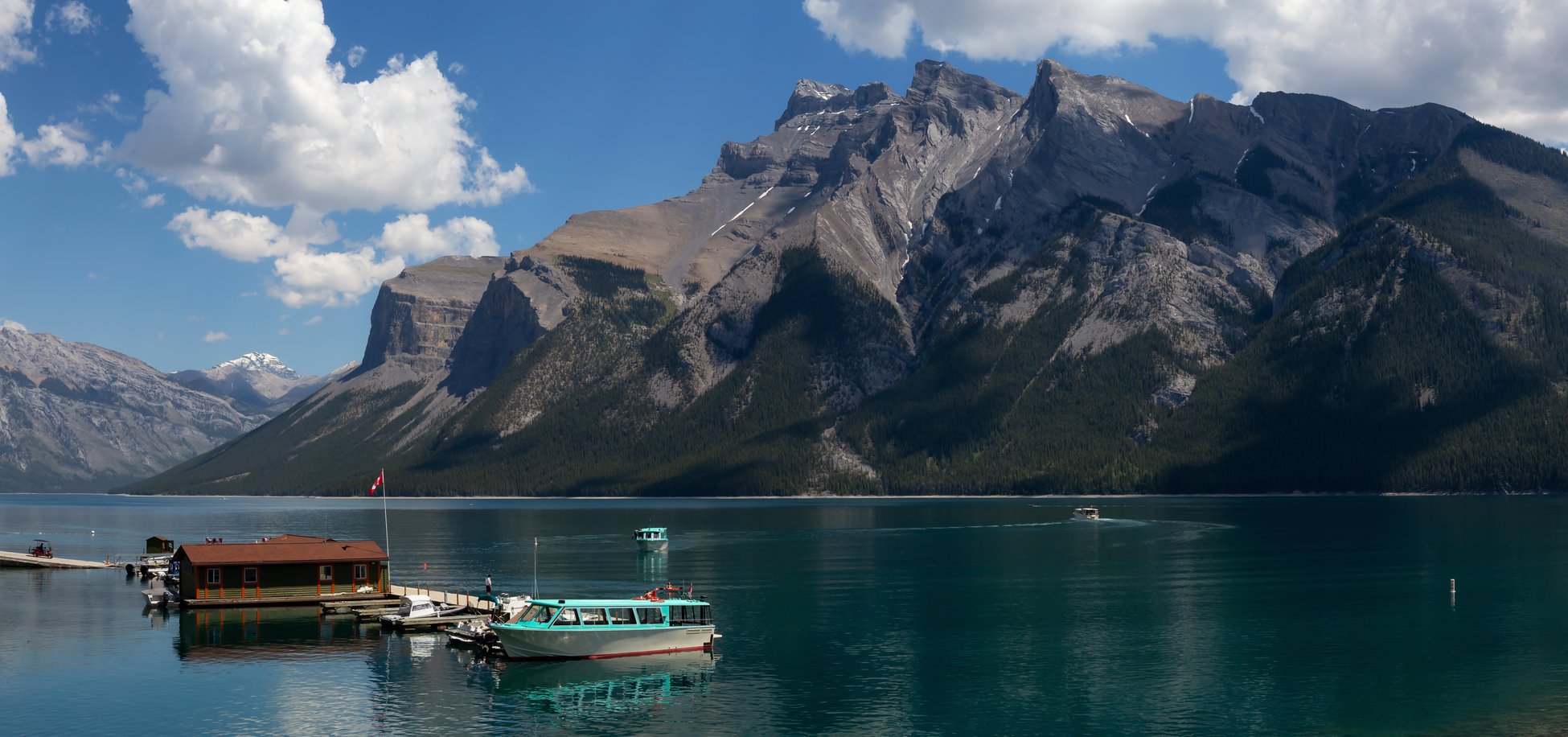Best Places to go Boating in Alberta